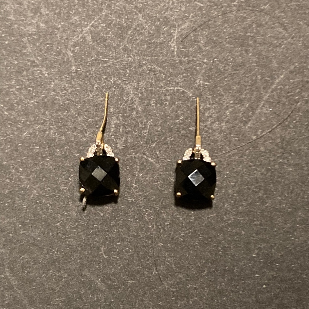 Women’s Black Stud Earrings